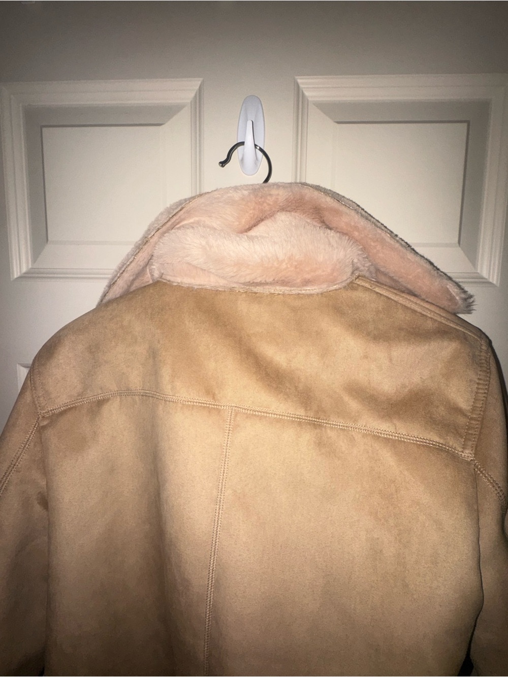 ✨🤍 H&M Divided Faux Shearling Moto Jacket Beige Tan Sherpa Coat Size Medium 🤍✨ - Picture 7 of 12